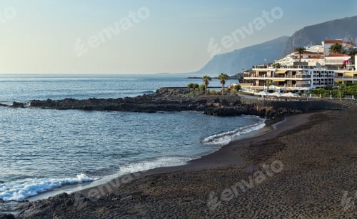 Preview: volcanic beach with black sand