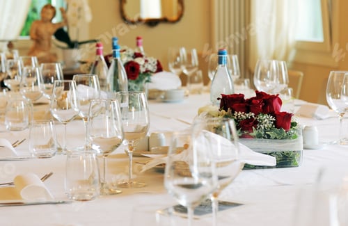 Preview: wedding table setting