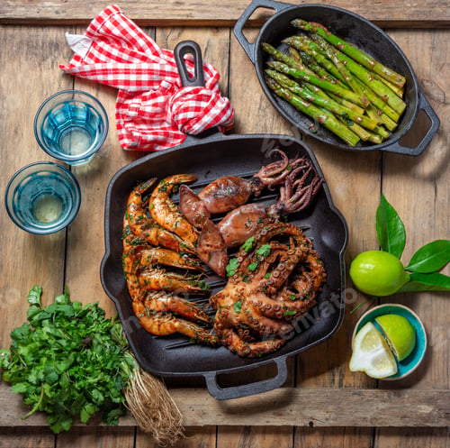 Preview: Grilled spimps, squids and octopus in cast iron grill pan