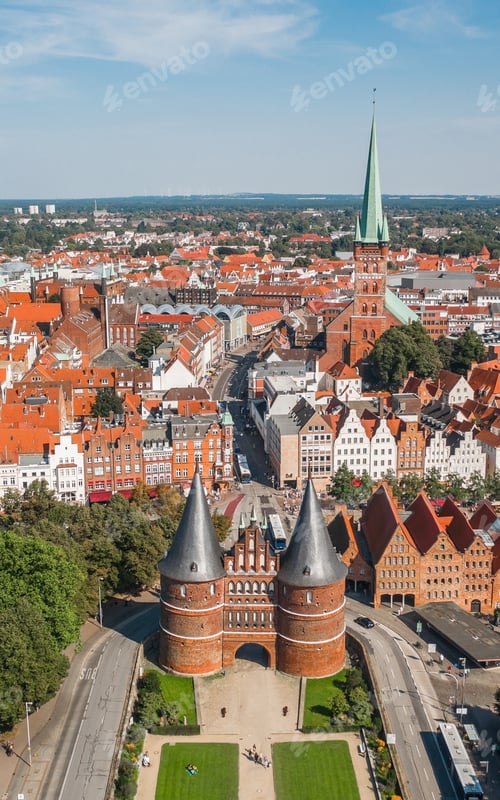 Preview: Cityscape of Lubeck