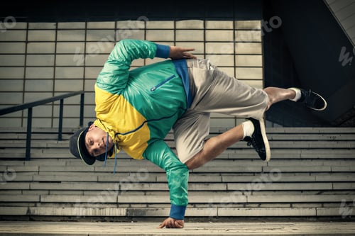 Preview: Hip Hop street dancer