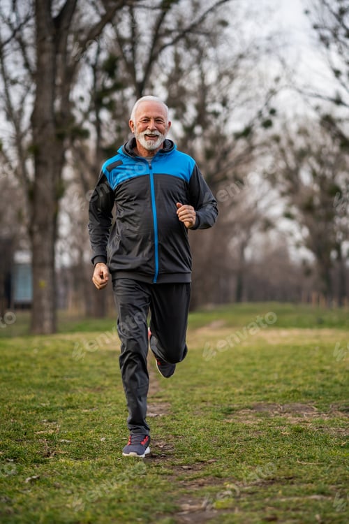 Preview: Active senior man
