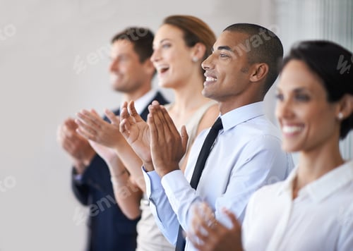 Preview: An enthusiastic round of applause