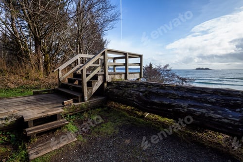 Preview: Pacific Ocean view at the West Coast near Tofino