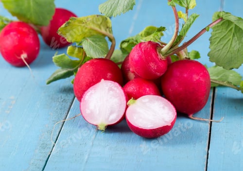 Preview: Red fresh radish on wooden