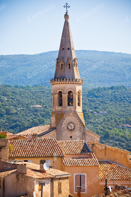 Preview: View of Saint Saturnin d Apt, Provence, France