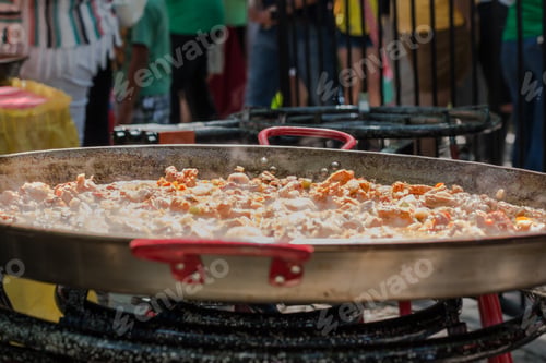 Preview: Close up of a pot of hot seafood cooking outdoors at a festival
