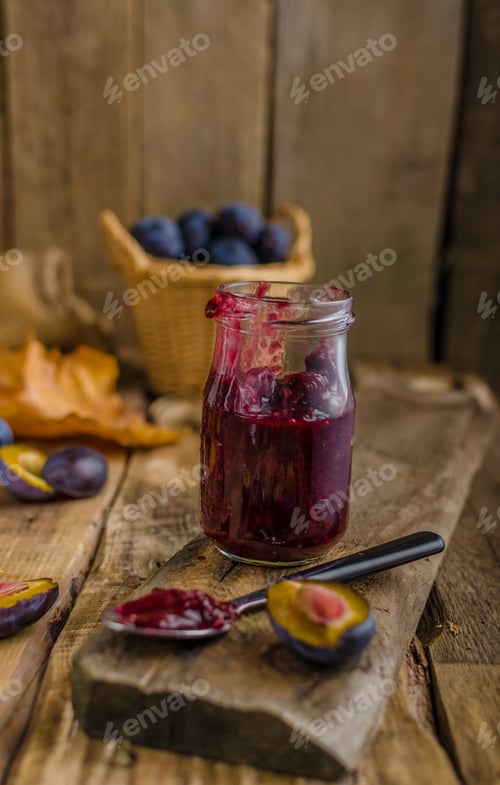 Preview: Domestic plum jam