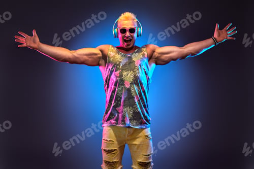 Preview: Excited man