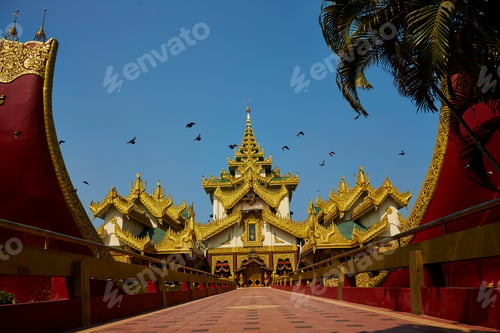 Preview: Karaweik palace, Yangon, Myanmar