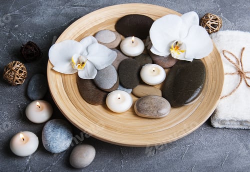 Preview: Spa products with white orchids