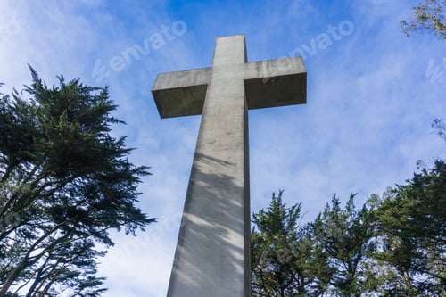 Preview: The cross on top of Mt Davidson, San Francisco, California