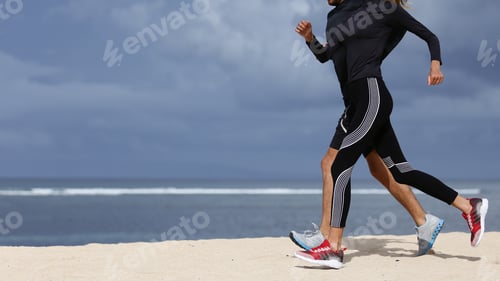 Preview: Yong Couple Running