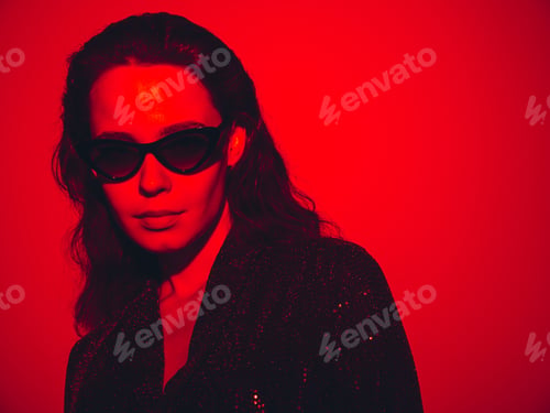 Preview: Young fashion woman posing in studio