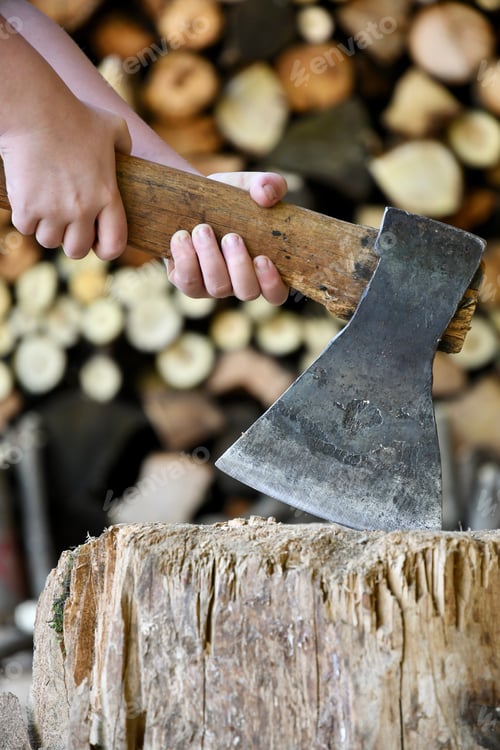 Preview: Chopping wood