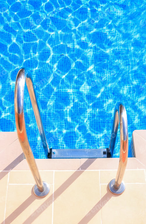Preview: Swimming pool
