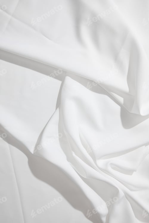 Preview: Top view of white wavy tablecloth