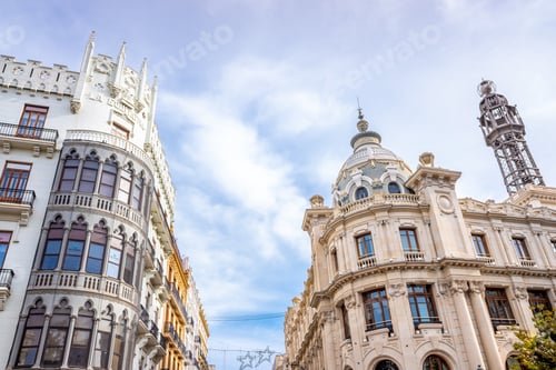 Preview: Facades of the buildings of the Plaza del Ayuntamiento de Valencia