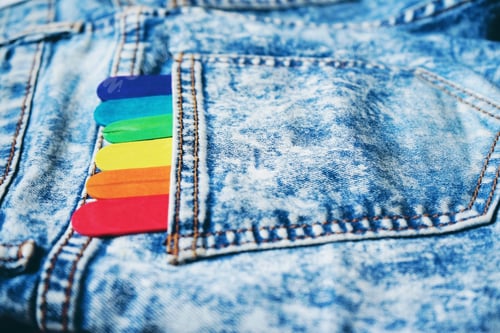 Preview: Colorful wooden sticks inside of a denim poket