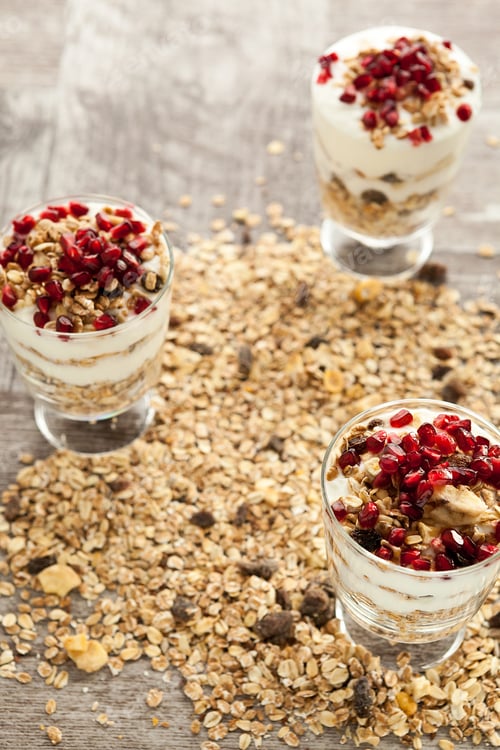 Preview: Muesli with oatmeal and pomegranate on top