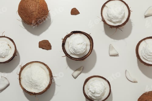 Preview: Summer dessert - ice cream, ice cream with coconut