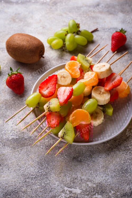 Preview: Colorful Fruit Skewers with Strawberries, Kiwi, and Banana