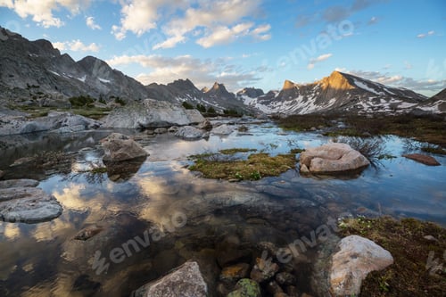 Preview: Wind river range
