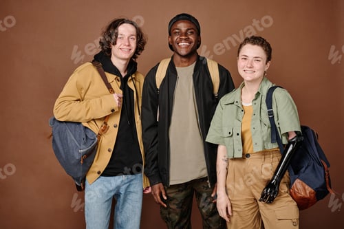 Preview: Group of students with backpacks
