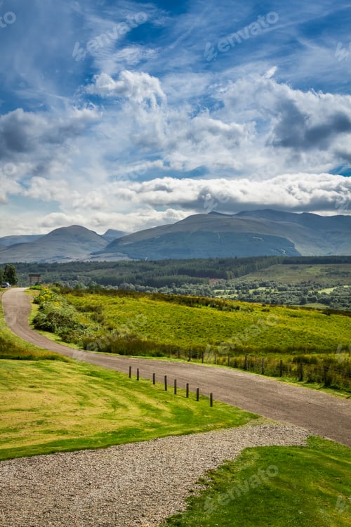 Preview: Beautiful views of the Scottish highlands in summer