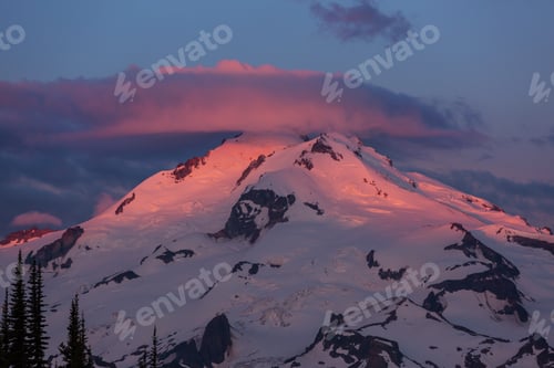 Preview: Mt Rainier