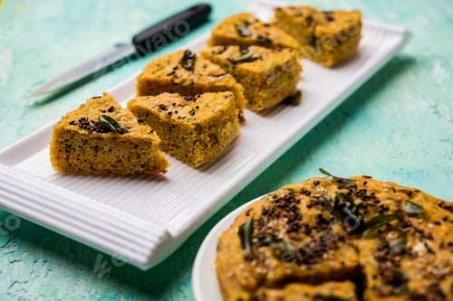 Preview: Handvo is a vegetable cake originating from the Gujarat, India