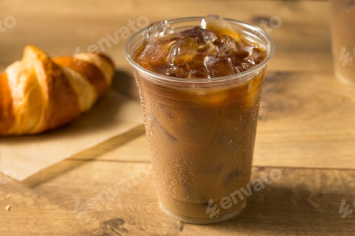 Preview: Sweet Iced Almond Milk Coffee