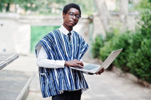 Preview: African man in traditional clothes