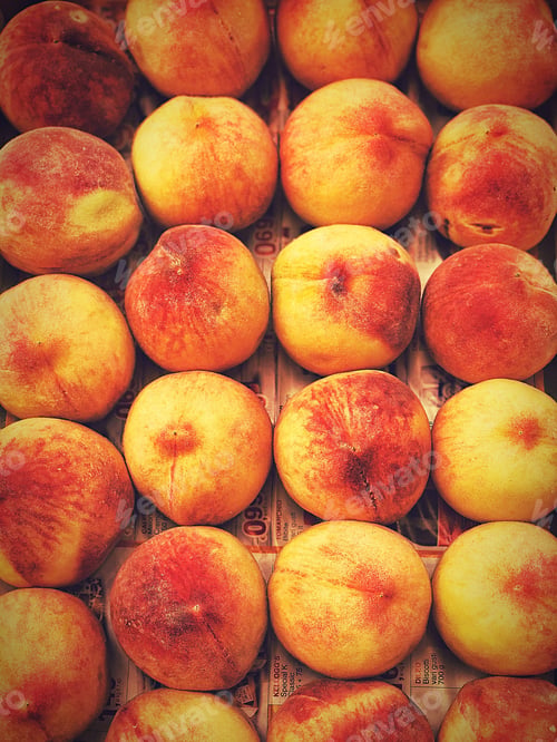 Preview: Peaches seen from above