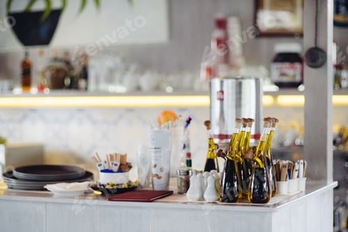 Preview: Seasoning set on counter