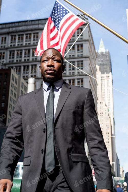 Preview: Businessman in Wall Street
