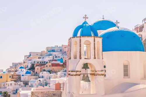 Preview: White architecture of Oia village on Santorini island.