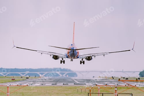 Preview: Airplane preparing for landing at the airport