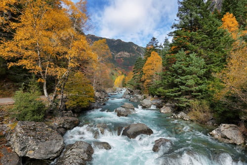 Preview: Autumn scene in Ordesa and Monte Perdido National Park, Spain