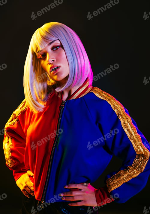 Preview: Beautiful woman with stylish clothes