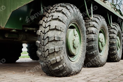 Preview: Armored car detail