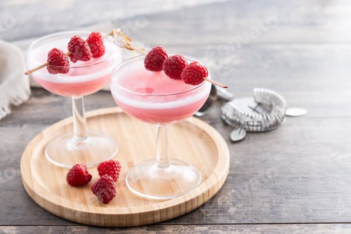 Preview: Elegant French Martini Cocktail