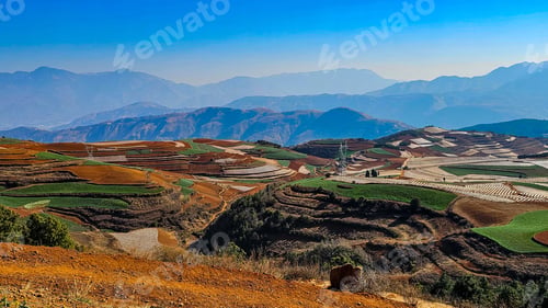 Preview: Scenic view of the colorful Qicai Slope in Yunnan, China