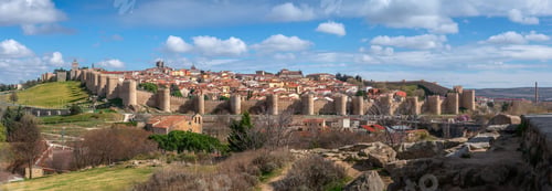 Preview: Panoramic view of Avila surrounded by medieval walls - Avila, Spain