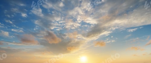 Vorschau: Hintergrund des Sonnenunterganghimmels.