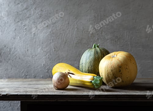Preview: Organic fresh vegetables on the gray background