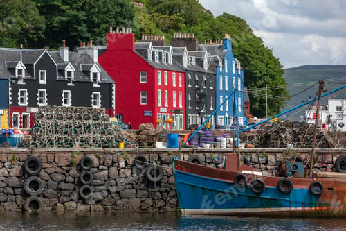 Preview: Tobarmory on the Isle of Mull on the west coast of Scotland