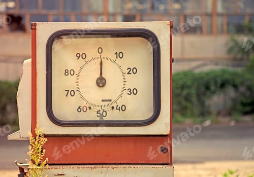 Preview: Damaged gas station