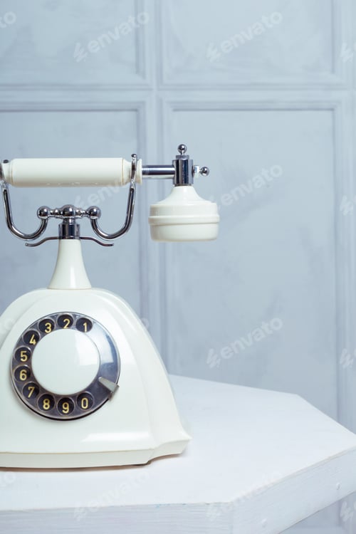 Preview: Retro telephone