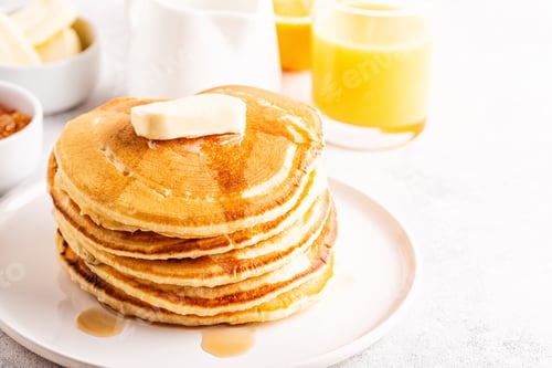 Preview: Delicious homemade breakfast with pancakes.